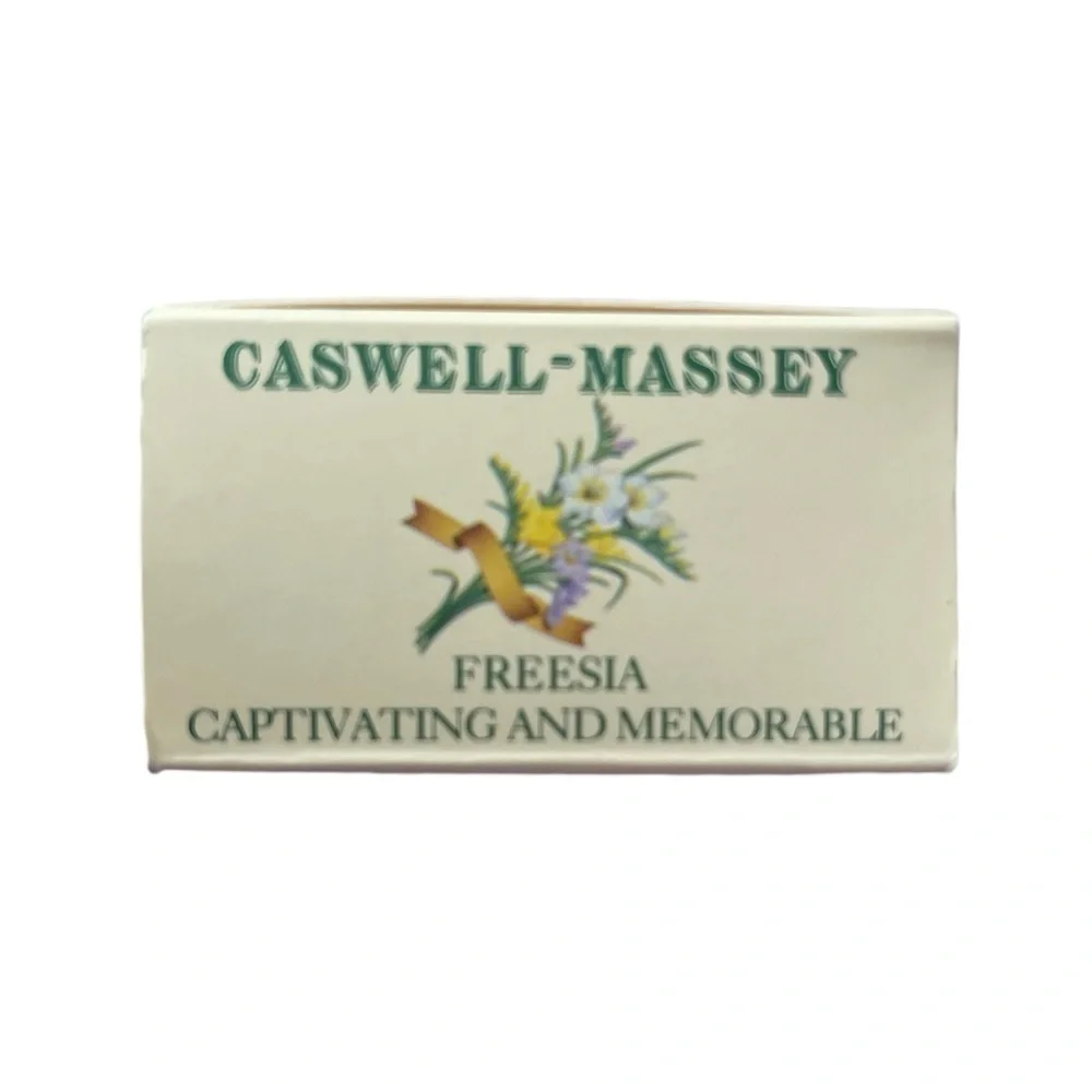 🫶🏻 Caswell-Massey NIB Freesia Soap